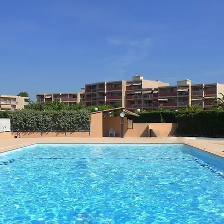 Studio Bormes-les-mimosas, 1 Piece, 4 Personnes - Fr-1-713-149 Daire Bormes-les-Mimosas