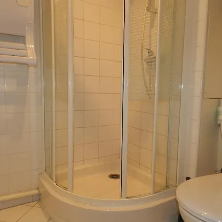 Daire Studio Bormes-les-mimosas, 1 Piece, 4 Personnes - Fr-1-713-149 Bormes-les-Mimosas
