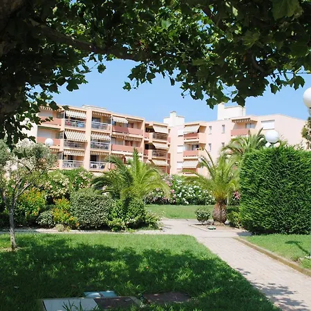Studio Bormes-les-mimosas, 1 Piece, 4 Personnes - Fr-1-713-149 Daire